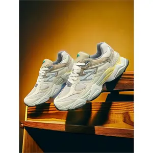 Spring New Retro Street Fashion Platform Sneakers Breathable Mesh Lightweight Classic Running Shoes Non Slip Casual Unisex Couple Sneakers for Men and Women Sports Shoes