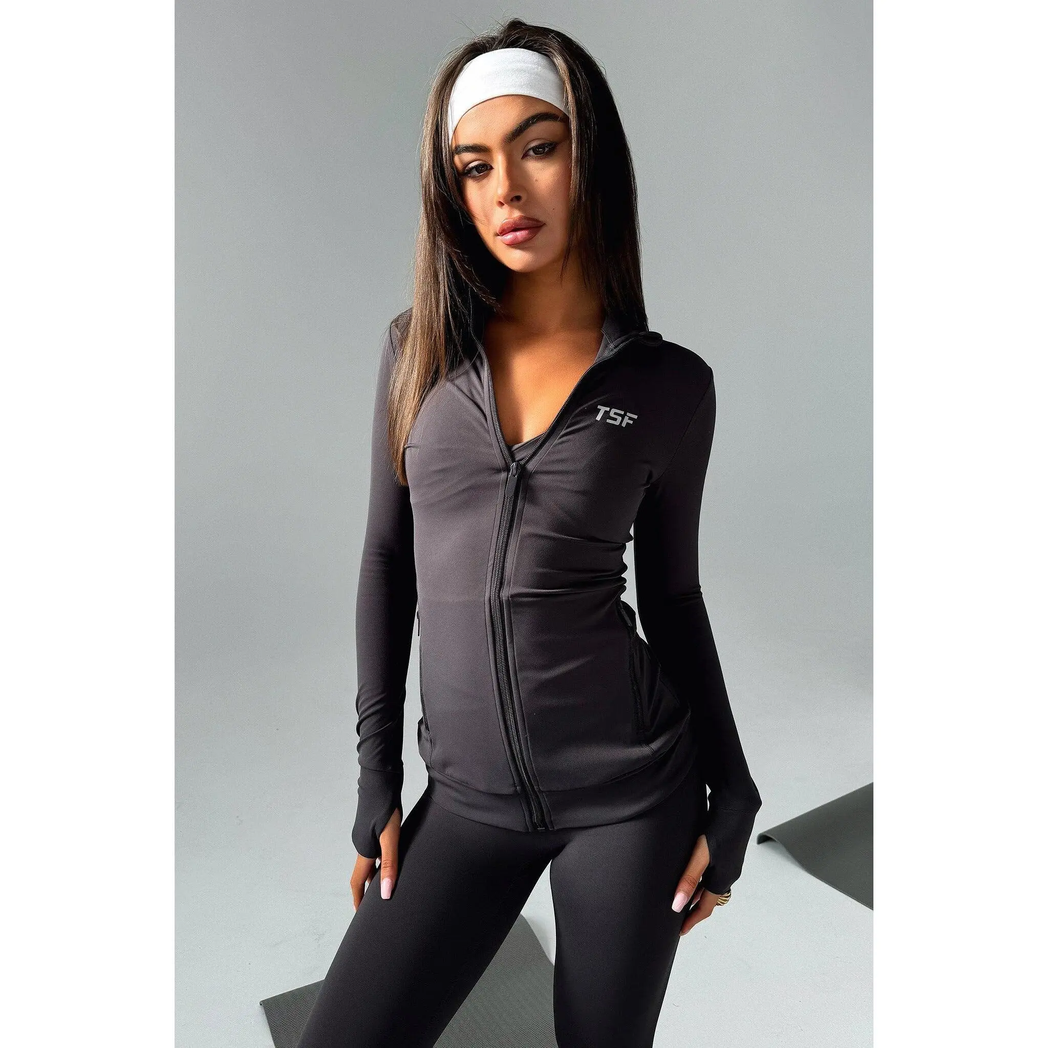 Brooks Zip Jacket - Grey