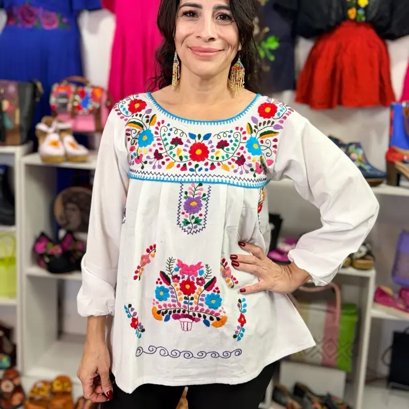 Blusa Xochitl manga larga  - Hand Embroidery blouse made in Mexico color style uniqueness artesanalmente blusa bordada blusa mexicana bordada a mano blusa mexicana hecha en Oaxaca - elástico en cintura