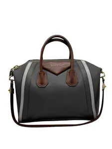 Pre-owned GIVENCHY leather Shoulder Bags Antigona Women's Handbag in gray with Classic Design and Quality Fabric