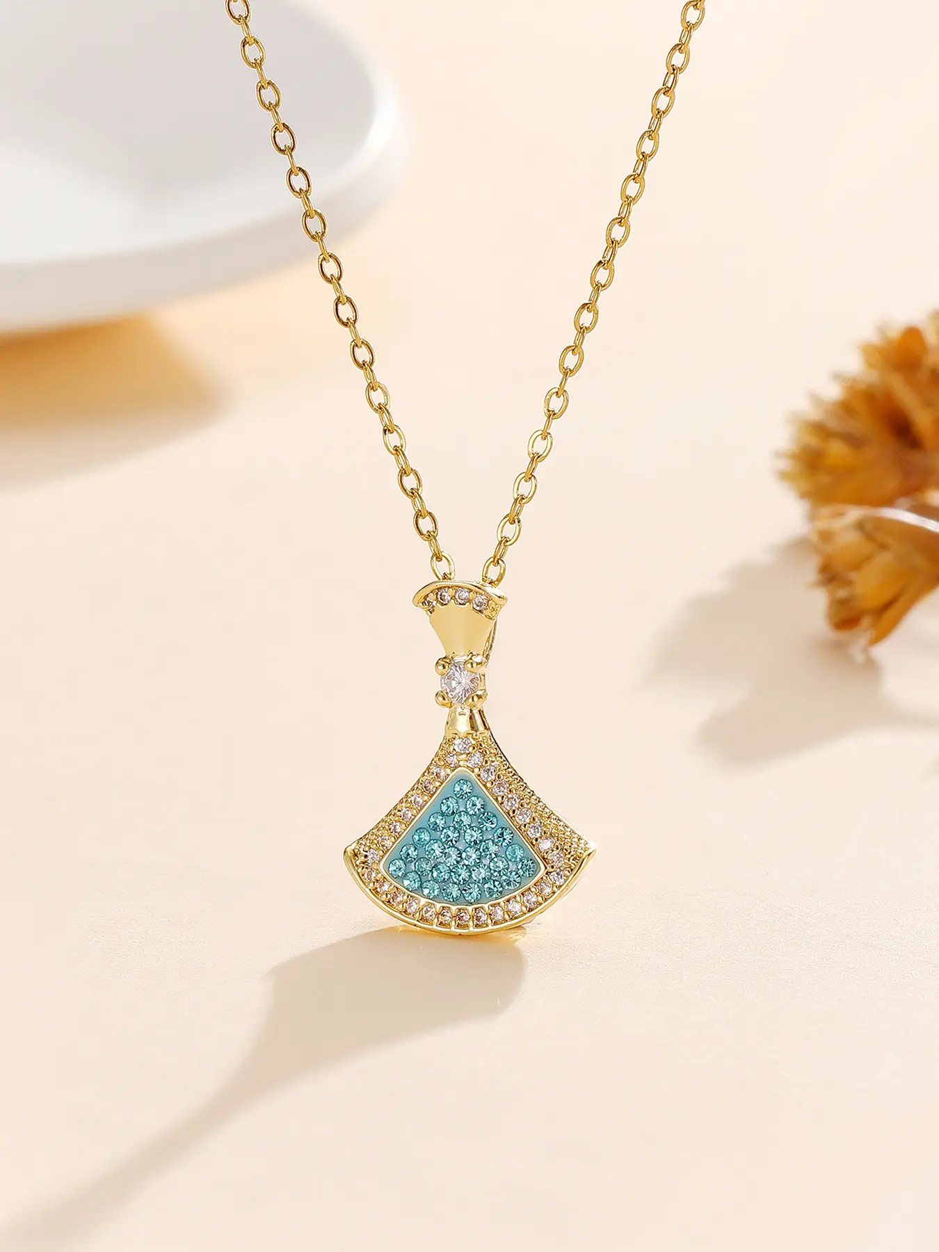 Elegant Women's Necklace with Stainless Steel Chain, Blue Rhinestone Fish Tail Pendant, Casual Unique Design Fashion Jewelry for All Seasons