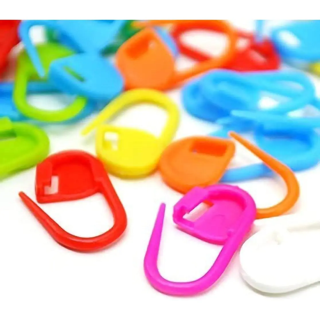 100PC Mix Color Knitting Stitch Counter Crochet Locking Stitch Markers Stitch Needle Clip Knitting Crochet Markers (100)