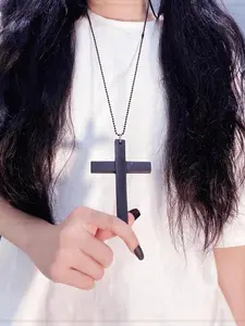 Women's Vintage Cross Wooden Pendant Necklace, Gothic Punk Style Choker Fashion Accessory, Perfect Jewelry Gift for Special Occasions, Cross Necklaces