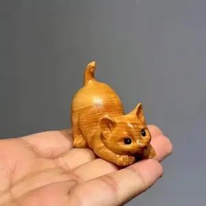 Cute Lazy Cat Design Wooden Ornament, Cute Animal Design, 1 Count Hand Carved Desktop Decoration, Creative Home Decor for Living Room Bedroom Office, Cute Collectible Figurines