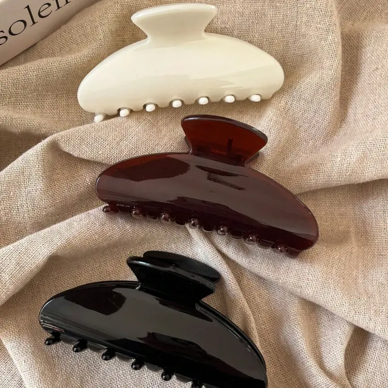 3pcs Women 3.54in/9cm Black, White, Brown Lightweight Plastic Hair Clips, Versatile Solid Color Hair Claws, Hair Claws Set, Suitable For Daily, Casual, Party, Commute Hairclips
