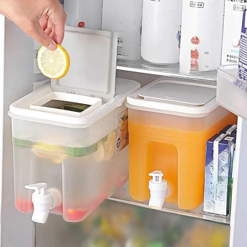 4L Fridge Cold Water Dispenser with Spigot, BPA-Free Plastic Drink Container, Jug, Cold Water Pitcher, Large Capacity for Iced Tea, Fruit Infused Water, Home & Camping Use