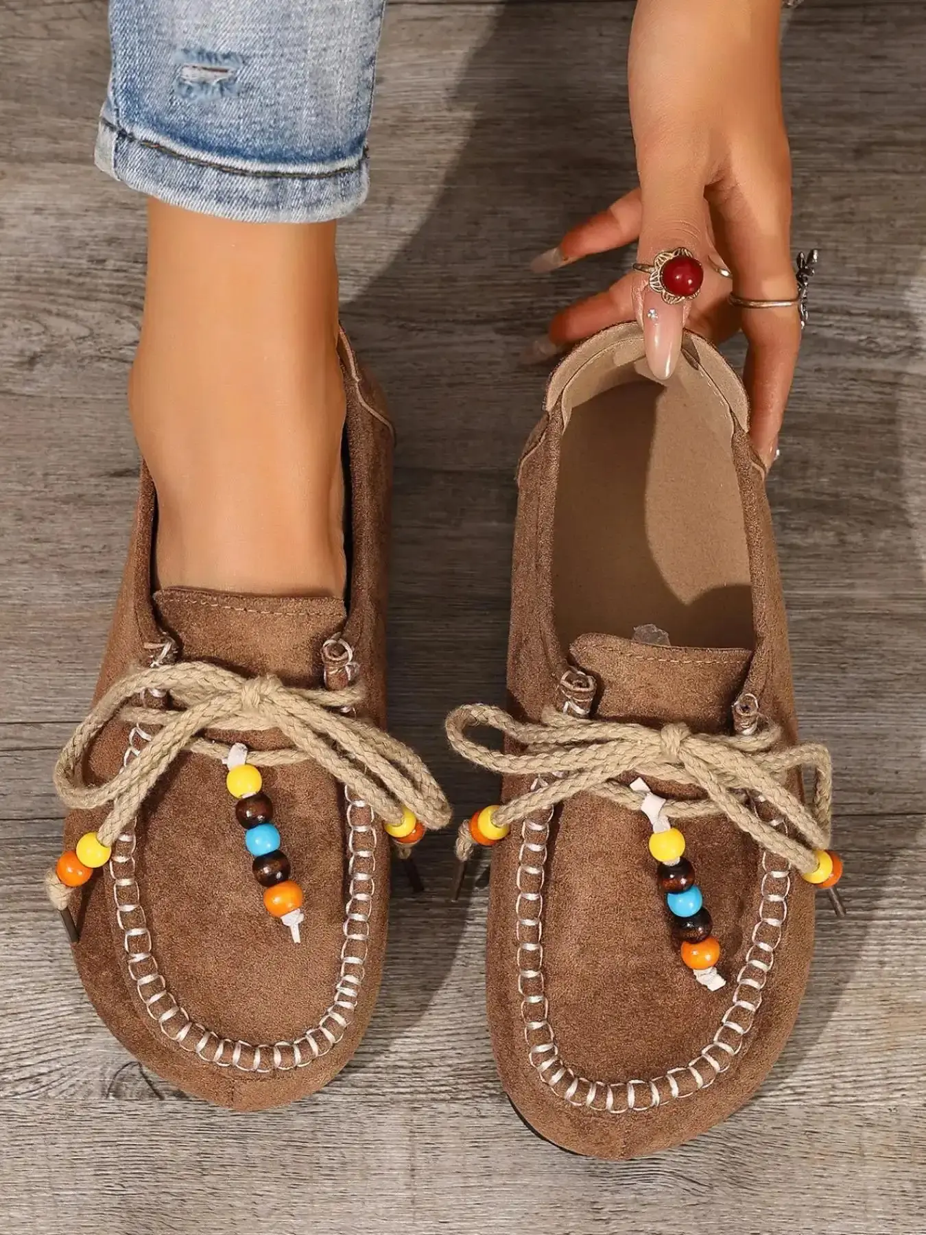 Women's Ethnic Style Hippie Casual Slippers Hemp Rope Laces Colorful Beaded Decor, Fashionable Slip-On Flats Lightweight Non-Slip Rubber Outdoor, Bohemian Beaded Sandals, Lightweight Summer Slides, Comfortable Beach Sand