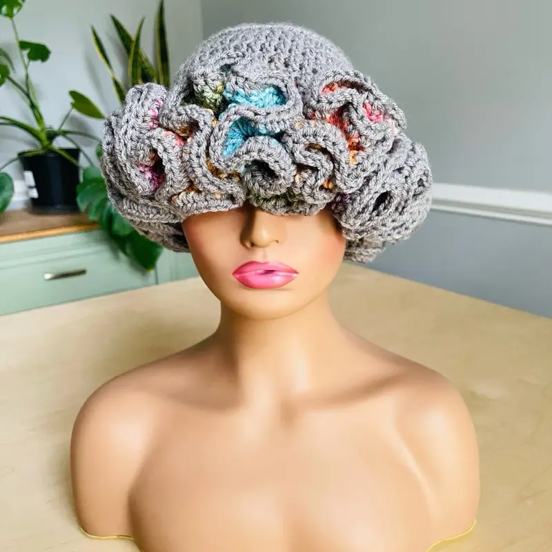 Handmade crochet ruffle hat (Grey/ instant classic peekaboo)