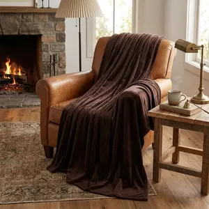 1pc Thick Flannel Blanket, Soft Skin-Friendly Warm Cover, Luxury Solid Color Sofa Blanket, Nap Blanket, Bed Blanket, Air Conditioning Blanket, All Seasons