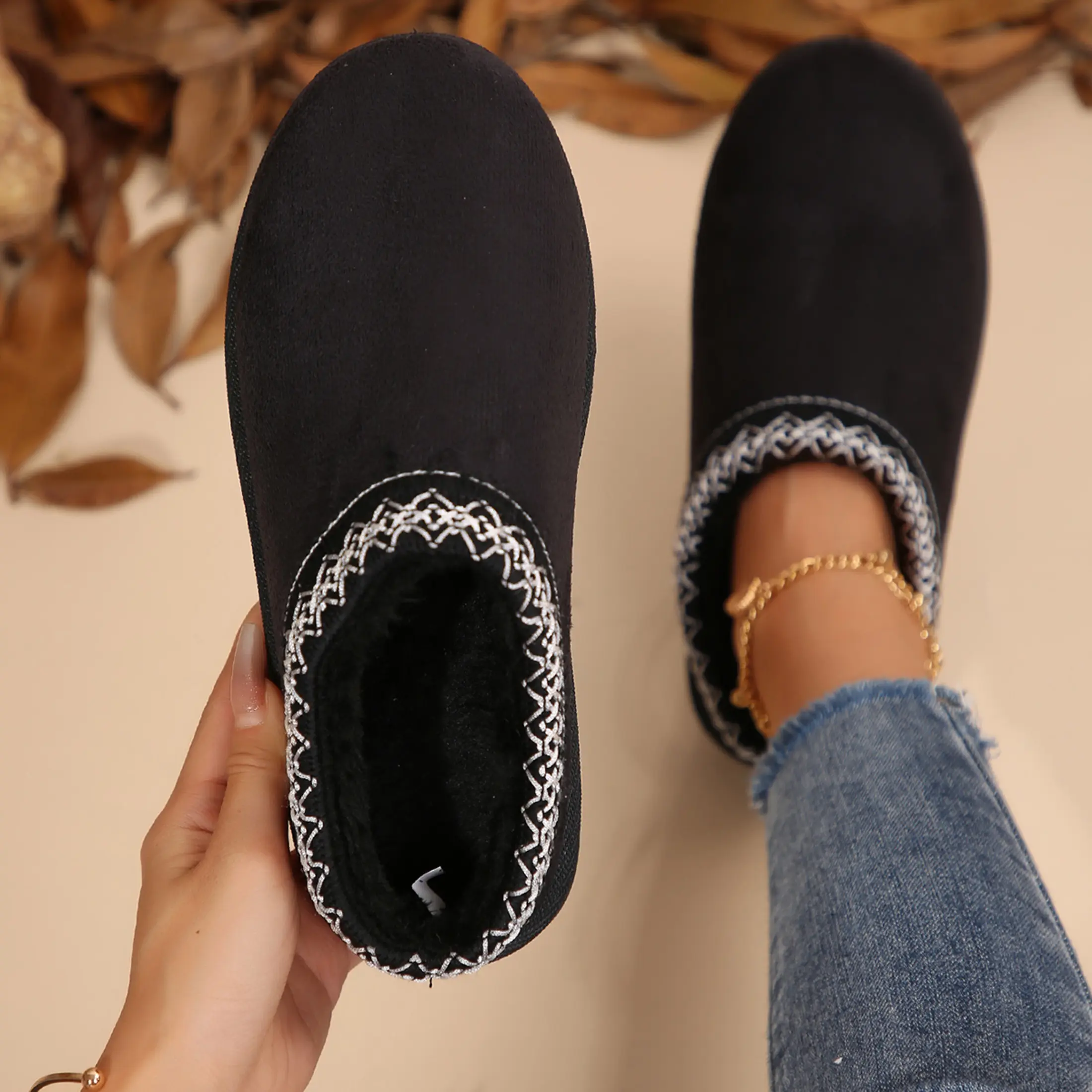 Women's Boots with Non-Slip Soles Lined Cotton Slippers Platform Short Ankle Boots for Outdoor Comfort Warm Light and Durable Shoes Springfresh