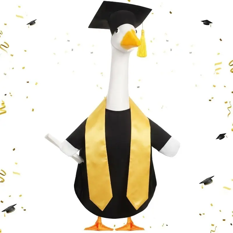 Graduation Porch Goose Costume, Plastic Lawn Goose Suit, Bachelor Hat and Graduation Robe Cape, Concrete Goose Statue Outdoor Garden Decorative Art Decor, Garden Accessories