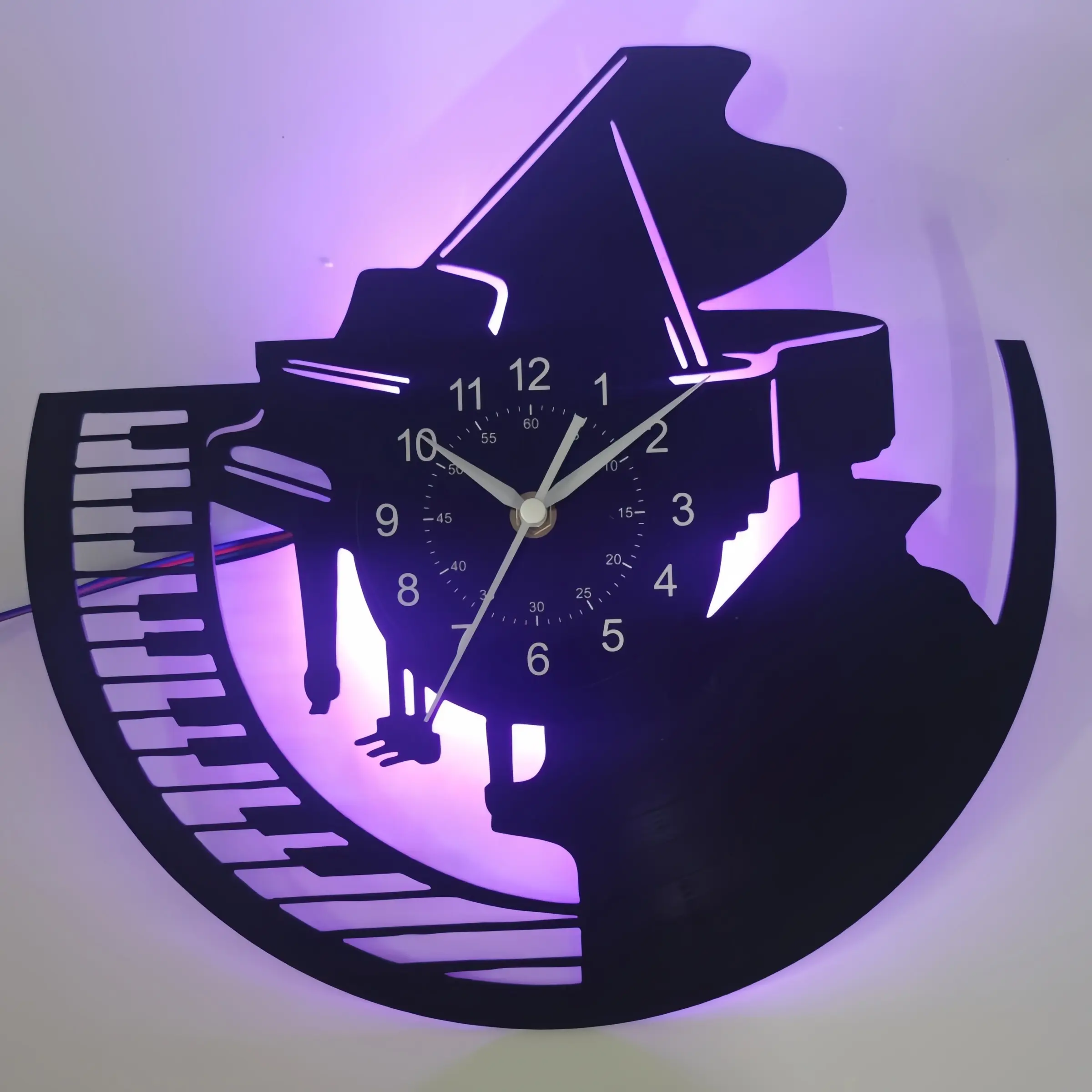 Piano Theme Vinyl Wall Clock, Decorative Musical Instrument Design, Perfect Gift for Music Lovers, Home Decoration Accessory