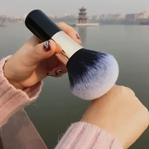 Luxury Long Hair Brush, Makeup Blending Brush, Cosmetic Brushes - Ultra Soft and Gentle Synthetic Fiber for Wet/Dry Makeup, Grooming and Blush, Ergonomic Handle Design, Beginner Friendly, Flawless Natural Makeup, Multifunctional Makeup Tools, Dense Hair