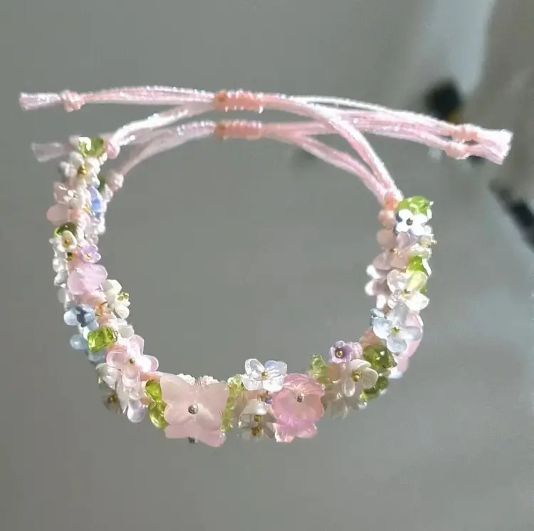 Handmade Flower Bracelet Adjustable Pink Braided Rope Rhinestone Decorated Bangle for Girls Birthday Friendship Gift  Crystall Rough  Little Pink Flower Bracelet