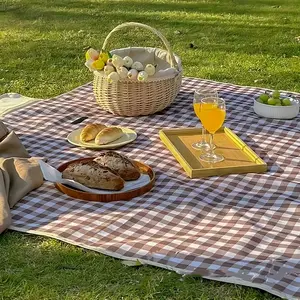 Classic Plaid Design Picnic Mat 78.74 x 59.06 Large Portable Oxford Cloth Mat Hand Washable Suitable for Beach Camping Hiking Holiday Decor Outdoor Use