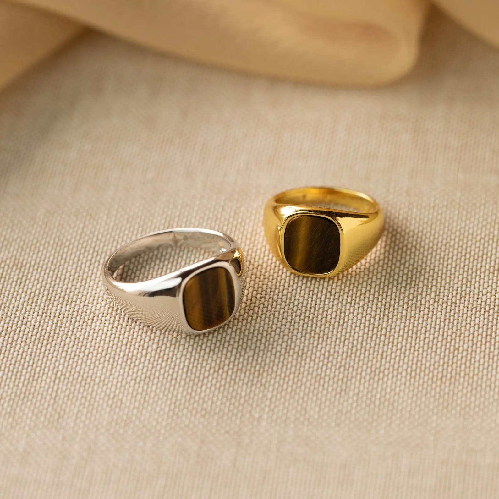 Tiger's Eye Signet Ring by Caitlyn Minimalist - Chunky Vintage Statement Ring - Signet Gemstone Ring - Men's Jewelry - Gift for Him