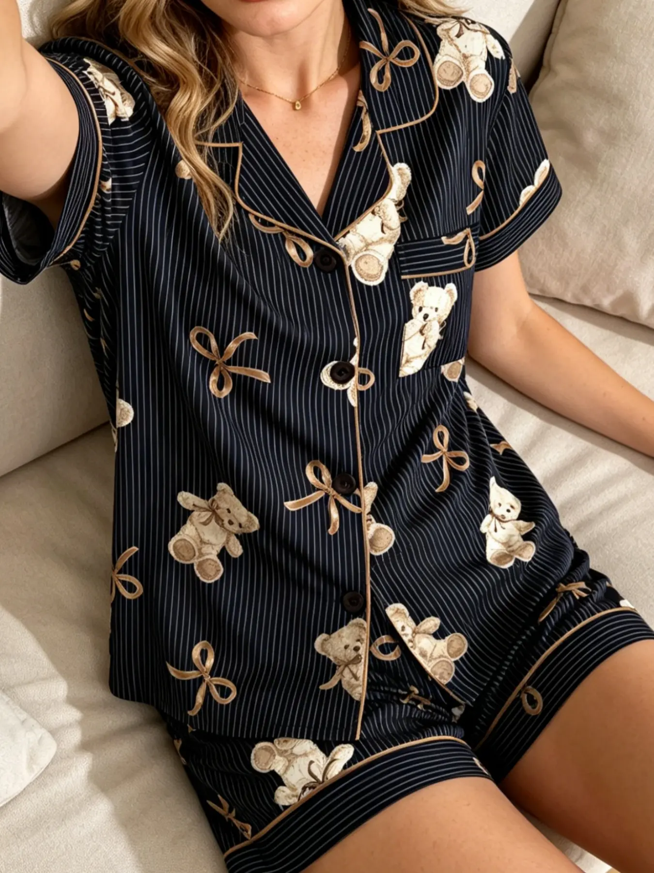 Women's Pajamas Set, Home Loungewear Pajamas, Vintage Preppy Aesthetic Soft Girly Teddy Bear Bow Striped Print Button Down Short Sleeve Silky Milk Silk Relaxed Fit 2 Piece Nightwear Loungewear Set for Women Pyjamas