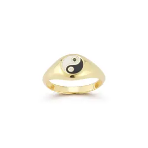 Ying Yang Signet Ring