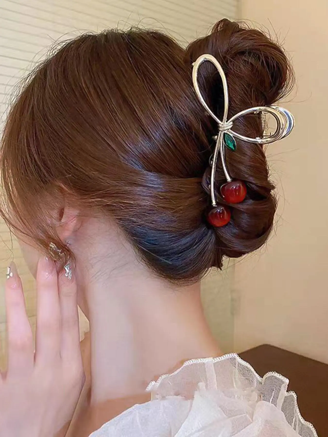 Cherry Decor Hair Claw, Clip Design, Hair Clips, Fun Hair Clips, Super Cute Clips, Fashionable Hair Accessories for Women & Girls, Casual Versatile Hair Accessories for Daily Wear