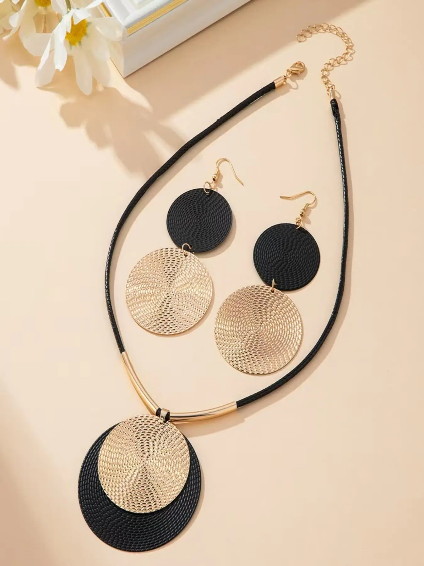 Creative Unique Large Round Vintage Dangle Necklace Earrings Set, Jewelry Set, Designed for Women, Personalized Design, Exaggerated Style, Trendy Fashionable Jewelry Set, Matching Jewelry Set