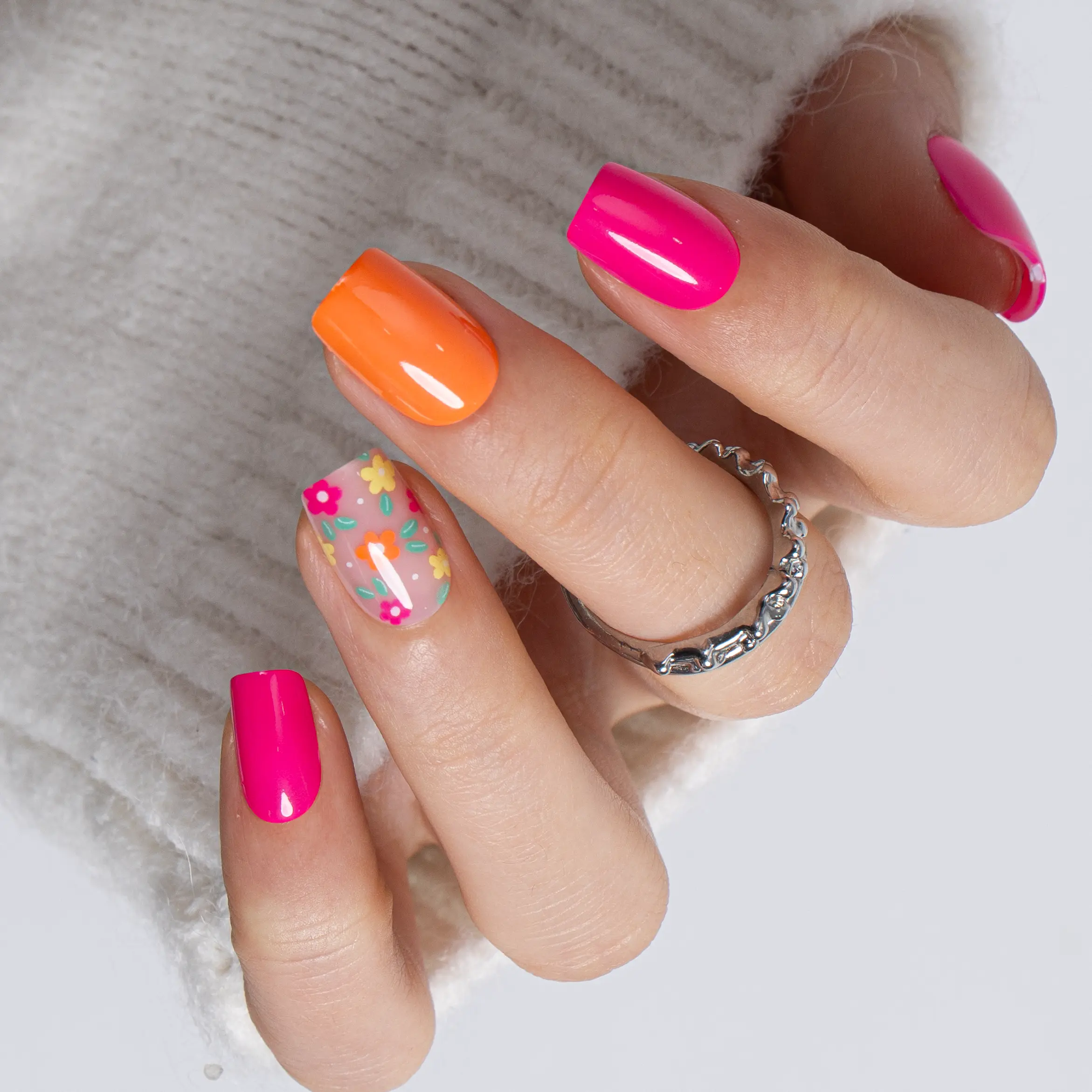 CurvLife Summer Vibrant Floral Press-On Nails | 30Pcs | Short Square | Glossy Finish with Bright, Colorful Floral Accents | Summervibes | Easy to Apply, Comfortable Fit & Long-Lasting Hold | Ideal for Daily , Business Meetings & Elegant Special Occasions