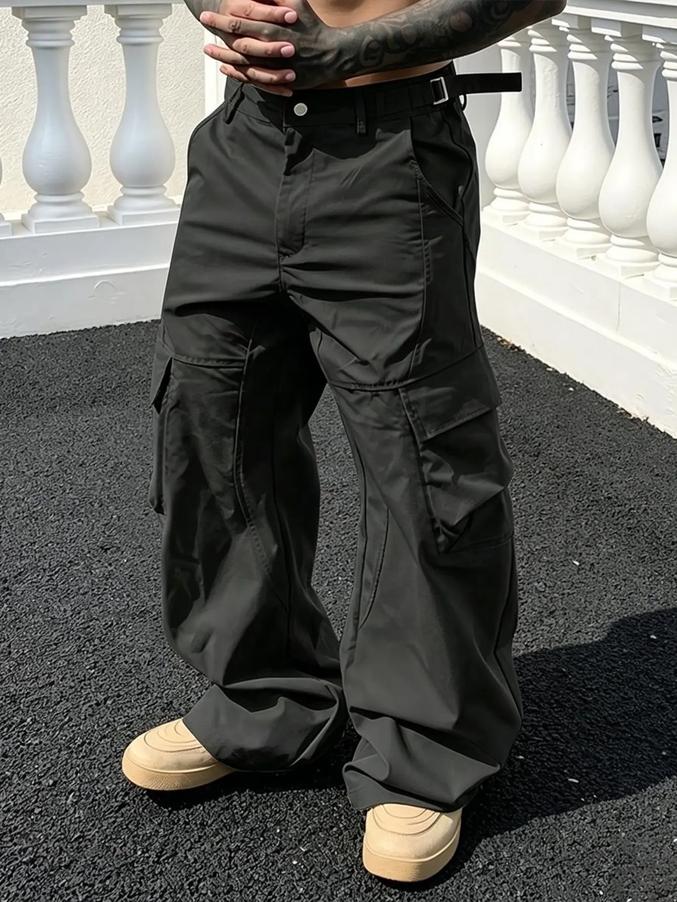 Men's Wide Leg Cargo Pants with Adjustable Elastic Waist, Baggy Techwear Streetwear Work Pants, Multi-Pocket Loose Fit Trousers for Men Casual Menswear Oversized Utility Plain
