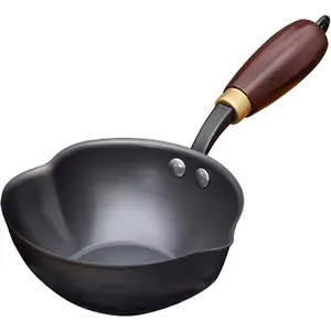 5.51-Inch Heart-Shaped Hand Forged Uncoated Cast Iron Mini Oil Pan Non Stick Frying Pot Rust Resistant Durable Suitable for All Stoves Black