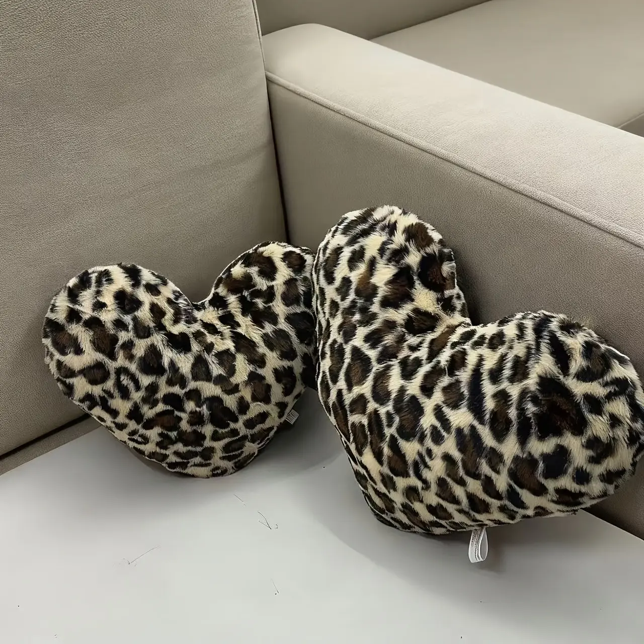 Vintage Leopard Heart Cushion Soft Sofa Pillow Leopard Print Throw Cushion Luxurious Personal Home Decor Bedroom Living Room Versatile Accent Piece Leopard Print Cushion Decorative Cushions Comfy Cushions Creative Decorative Cushion Cushions For Sofa
