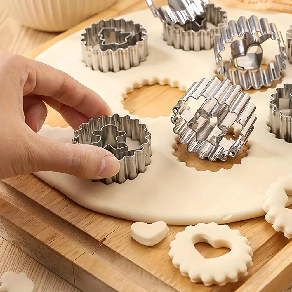 9pcs Durable Stainless Steel & Plastic Baking Cookie Cutter Bakeware Set - Christmas Party Holiday Use, Includes Jam Sandwich Molds & Fruit Shapes Molds