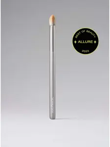 PYRAMID EYESHADOW BRUSH | Angled Dense Brush for Eyeshadow