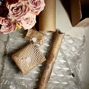 1 roll embossed honeycomb filling wrapping paper, Rose wraps, available in various sizes, suitable for transportation and gift protection, texture appearance, solid cushioning, foam cushioning packaging materials
