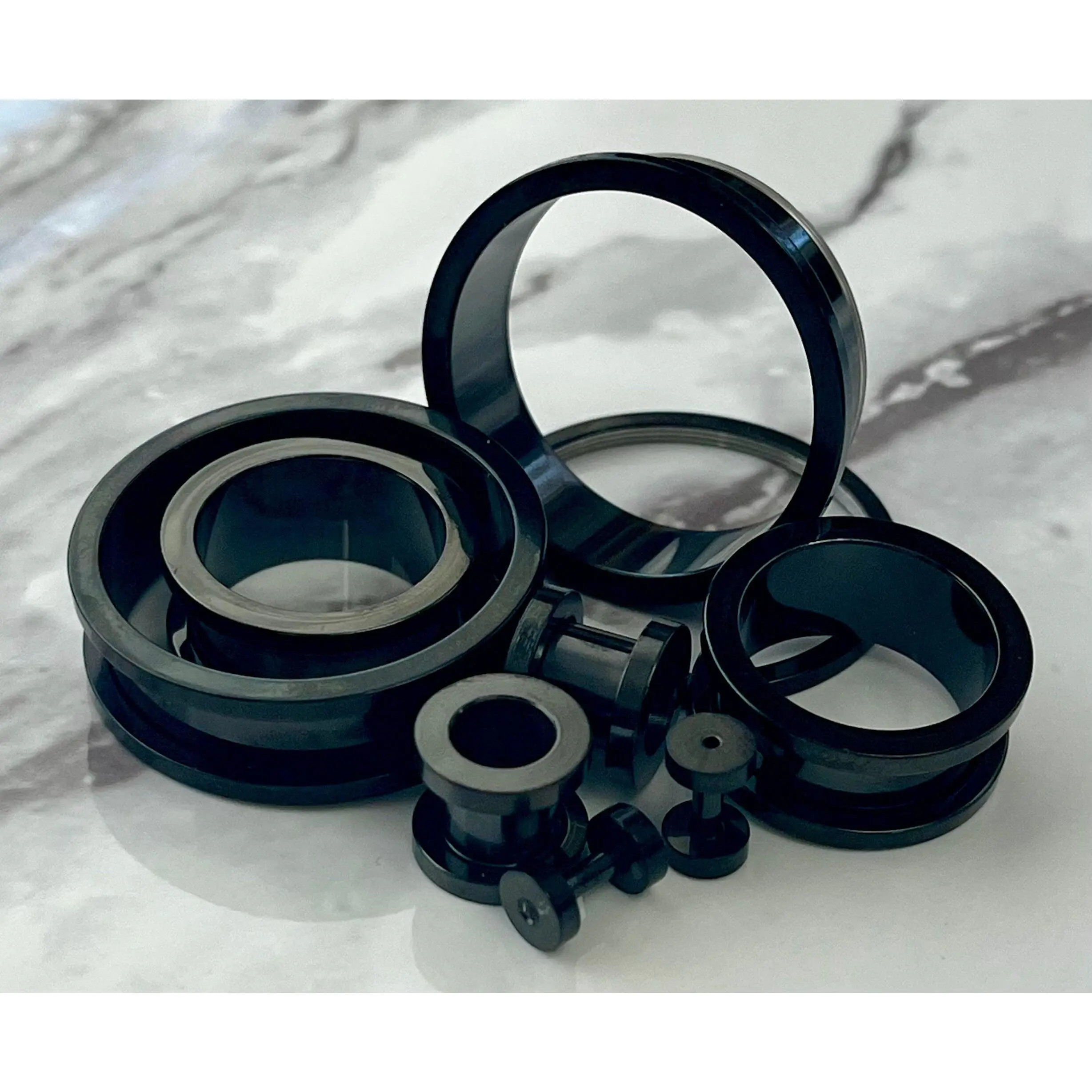 PAIR of Stunning Black PVD Plated 316L Steel Screw Fit Tunnels/Plugs - Gauges 16g (1.2mm) thru 1&3/16" (30mm)