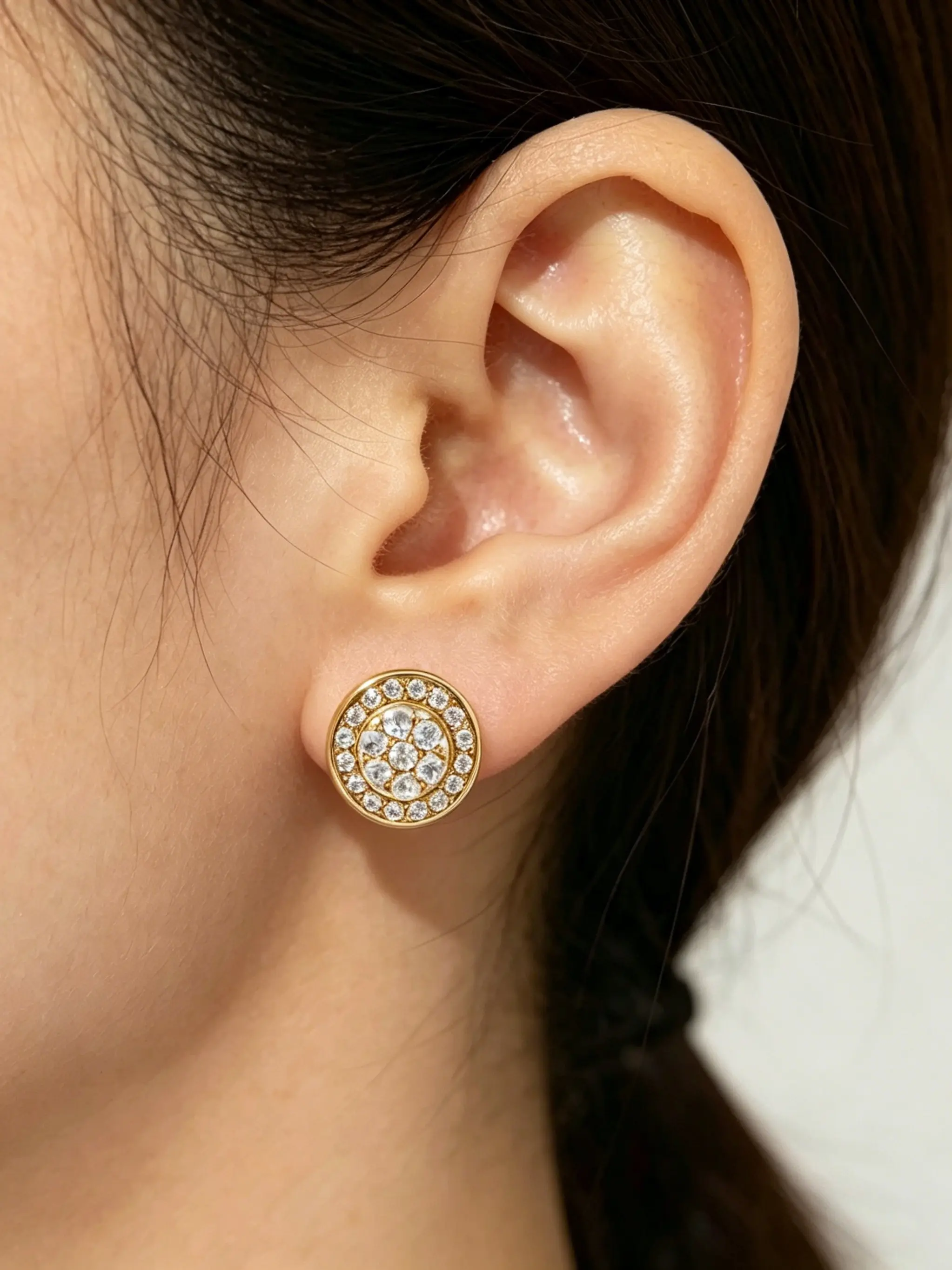 Elegant Round Rhinestone Vintage Earrings, Unique Design Earrings, French Style Commuter Jewelry, Copper Material, Lightweight Versatile Ear Studs, Perfect Gift, Sparkling Ear Jewelry