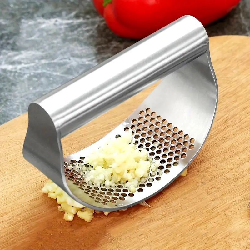 Stainless Steel Garlic Press, Manual Metal Garlic Grinder, Washable Kitchen Garlic Chopper, Essential Kitchen Tool, Cooking Utensils, Kitchen Gadget, durable Kitchenware, RV and Apartment Must-Have