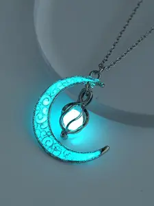 Women's  Glow in The Dark Moon Pendant Necklace, Adjustable Necklace, Necklace for Daughter, Fashion Accessories As Gift without Box, Fashionable Jewelry Accessories