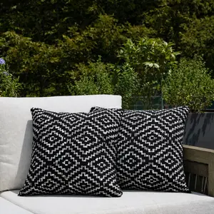 SEEHILL Water-resistant Outdoor Throw Pillow Set of 2  , Fade-resistant, Stain-resistant for Indoors and Outdoors with  Extra-thick Padding, Build  For Last, Black