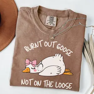 Funny Goose Nurse Comfort Colors Shirt, Sarcastic Registered Nurse Sweatshirt, New Nurse Graduation Gift for RN, Humorous School Nursing Tee