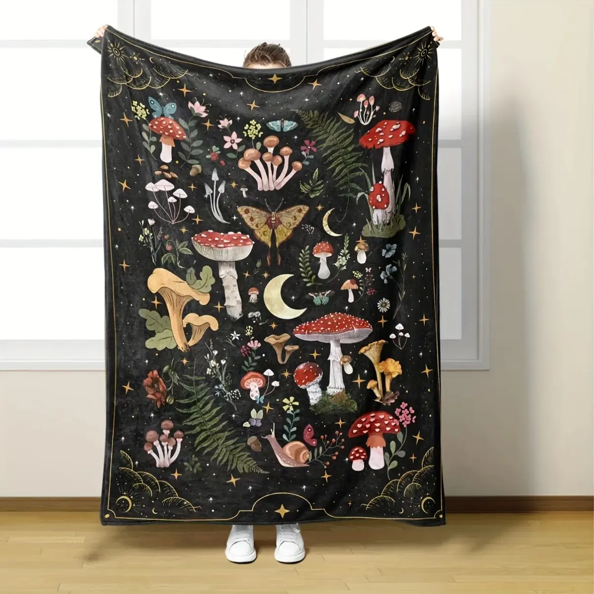 Mushroom Print Flannel Blanket Soft Comfortable Warm Moth-Proof Gothic Witch Style Christmas Gift Home Sofa Bed Office Decor  Skin-friendly, soft, breathable and lightweight