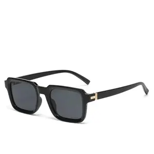 SUNVOES Unisex Retro Full Rim Square Sunglasses - Classic Shades, Plastic Frame, UV400 UV-Protection PC Lens, Comfortable Durable, 1 Size Fits All, Women's Sunglasses for Sport Casual Use tiktokshopspringglowup,summervibes