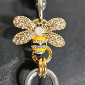 The Queen Bee Gloveclip Stylish Gold with Sparkling Design and Metal Hook Attachment