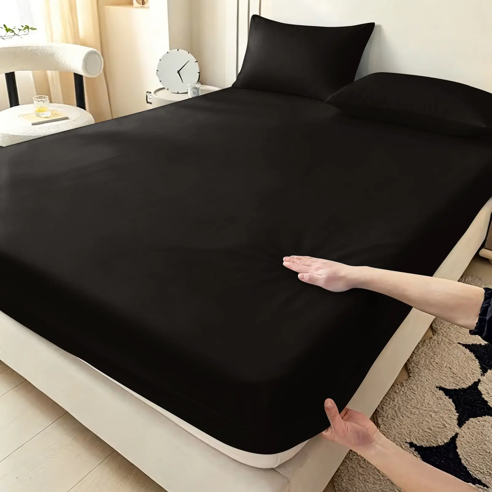 3PCS Black Minimalist Bed Linen (Includes 1 Bed Sheet, 2 Pillowcases, No Filling), Polyester Bedding Set, Decorative Bedsheet Sets, 100% Polyester Fabric, Soft and Comfortable, for Home Bedrooms and Guest Rooms, All Seasons, Decorative Piece