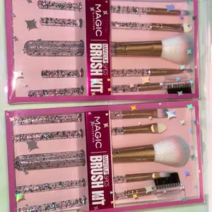 Glamorous Clear Glitter Brush set for makeup makeup brush