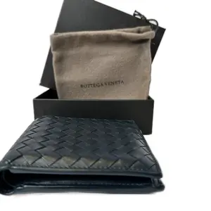 Pre-owned N/A small leather goods Bottega Veneta Bifold Intrecciato Blue Wallet