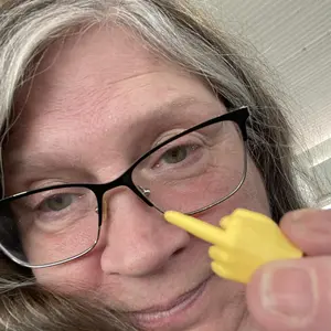 Mini Middle Finger Funny Plastic F-U Hand Set in Bold Colors or Mixed Pack, 10/20 Pcs Novelty Spoof Toys and Joke Gifts Among Friends