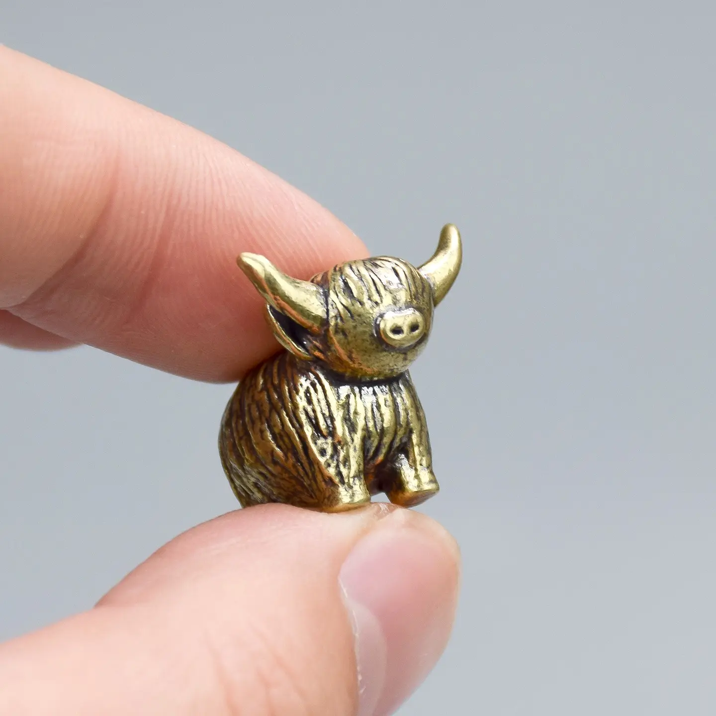 Solid Brass Vintage Cow Figurine, Mini Decorative Ornament, Decorative Home Ornament, Desktop Creative Craft, Micro Landscape Decoration, Home Decor Ornaments, Decoration Items, Cow Statues