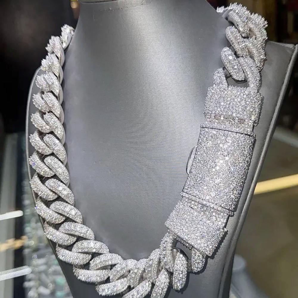 Heavy duty 18mm Cuban Chain VVS1 with Sandstone Bubble Diamond Miami Mosaic Set Customized Cuban Chain Luxury Ice Cold Hip Hop Style Jewelry Luxury Trendy Hip Hop Style Cuban Chain, Gift for Family and Friends