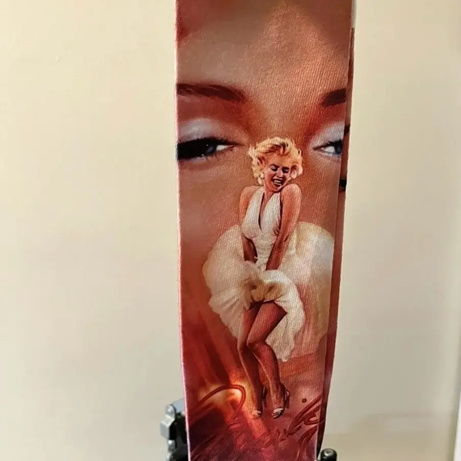 Custom Marilyn Socks stockingstuffers for pop women cute girl colorful giftbaskets