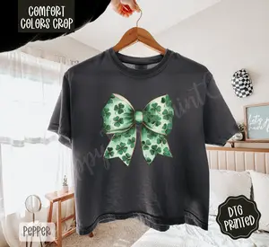 St. Patrick's Bow Cropped Comfort Colors Tee, Trendy Tshirt for Women