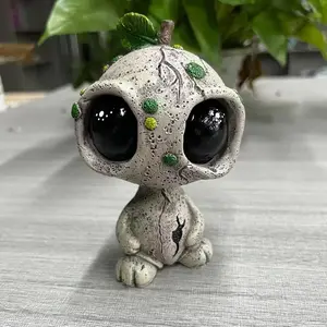 Alien Resin Figurine Home Decor, Cute Collectible Figurines, Big Eye Elf Garden Decoration, Holiday Ornament, Unique Craftsmanship, Perfect Gift Idea