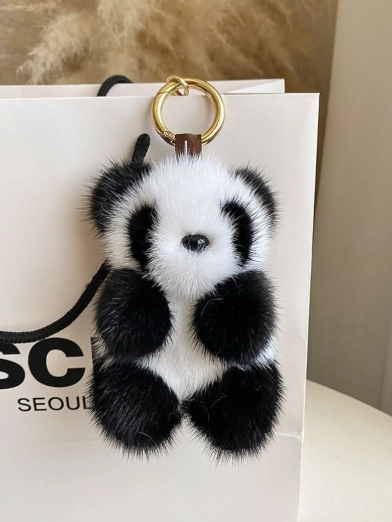 Cute Plush Small Panda Bag Charm Keychain, Key Charms, Adorable Animal Accessory, Perfect Gift for Kids & Adults, Durable & Soft Material, Bag Pendant Keychain, Fuzzy Keychain, Cute Keychains, Keychain for Purse